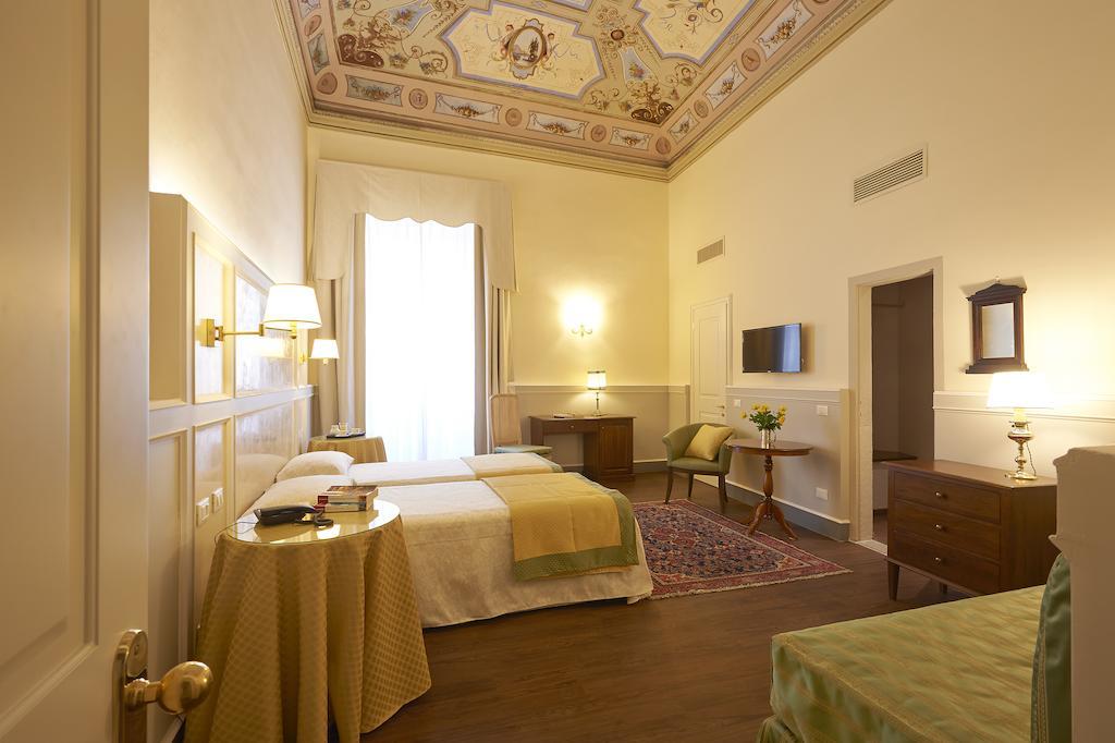 Hotel Firenze Capitale Exterior photo