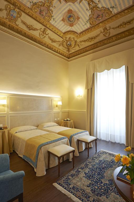 Hotel Firenze Capitale Exterior photo