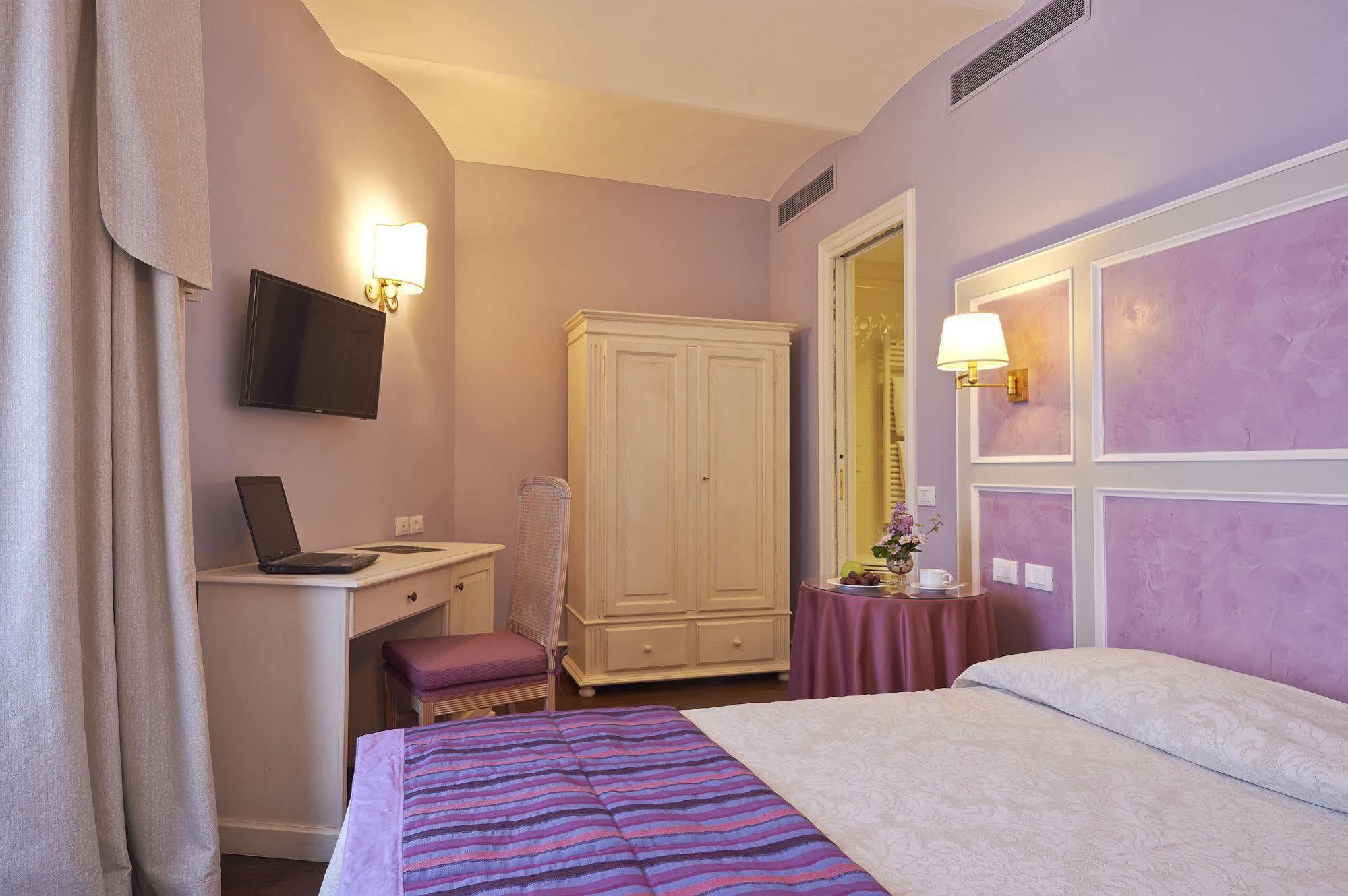 Hotel Firenze Capitale Exterior photo
