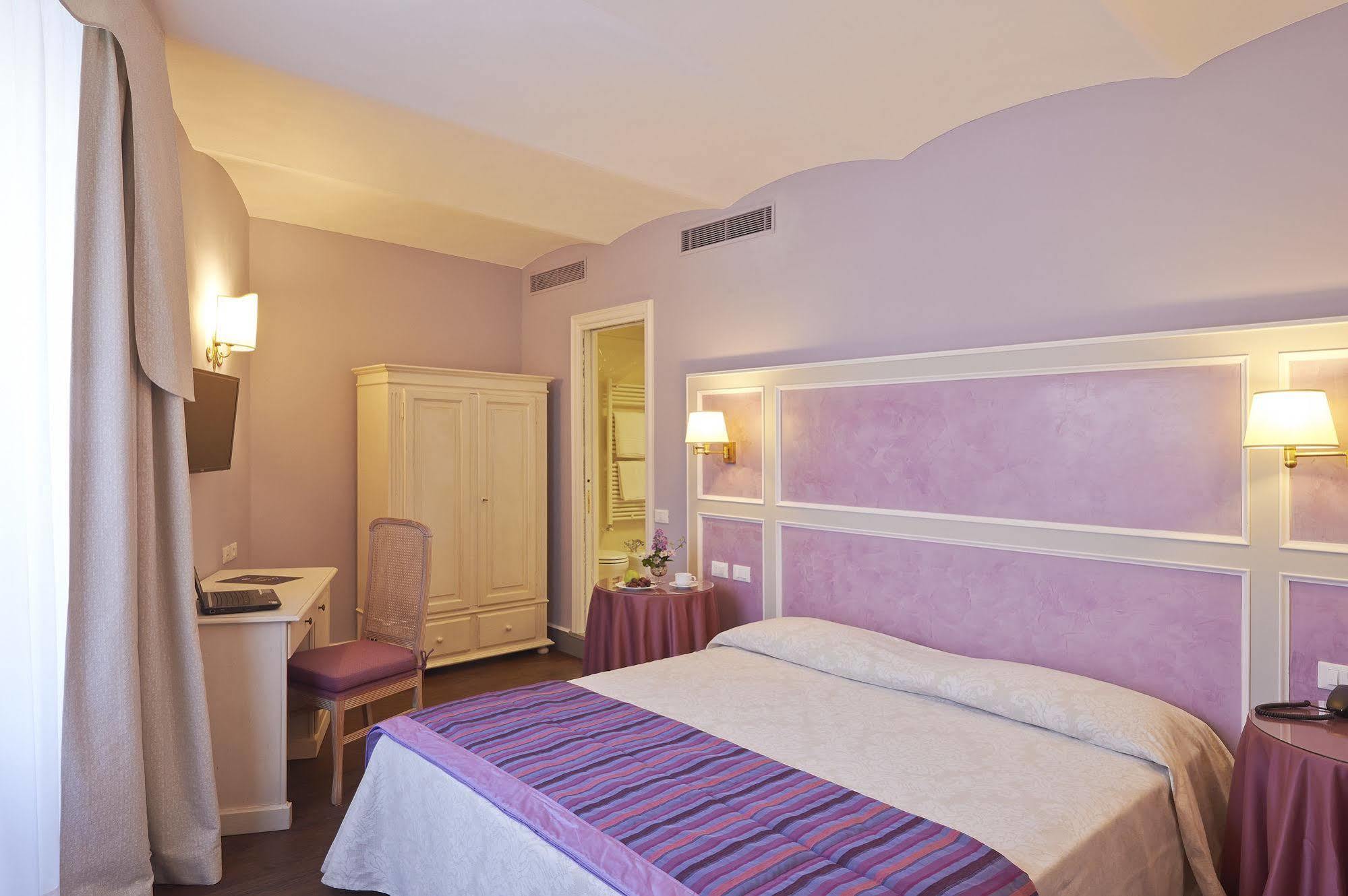 Hotel Firenze Capitale Exterior photo